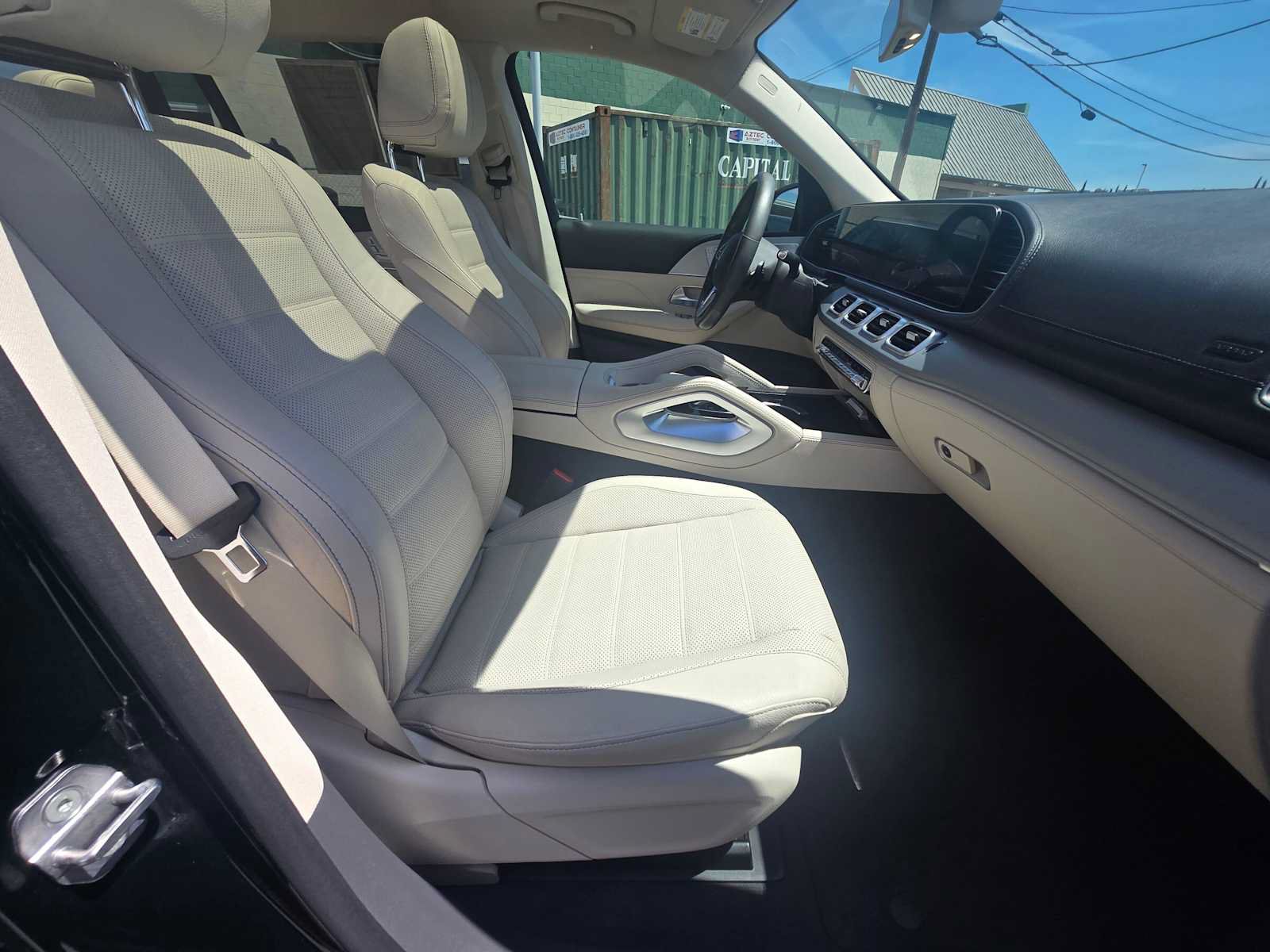 Used 2020 Mercedes-Benz GLS 450 4MATIC image 10