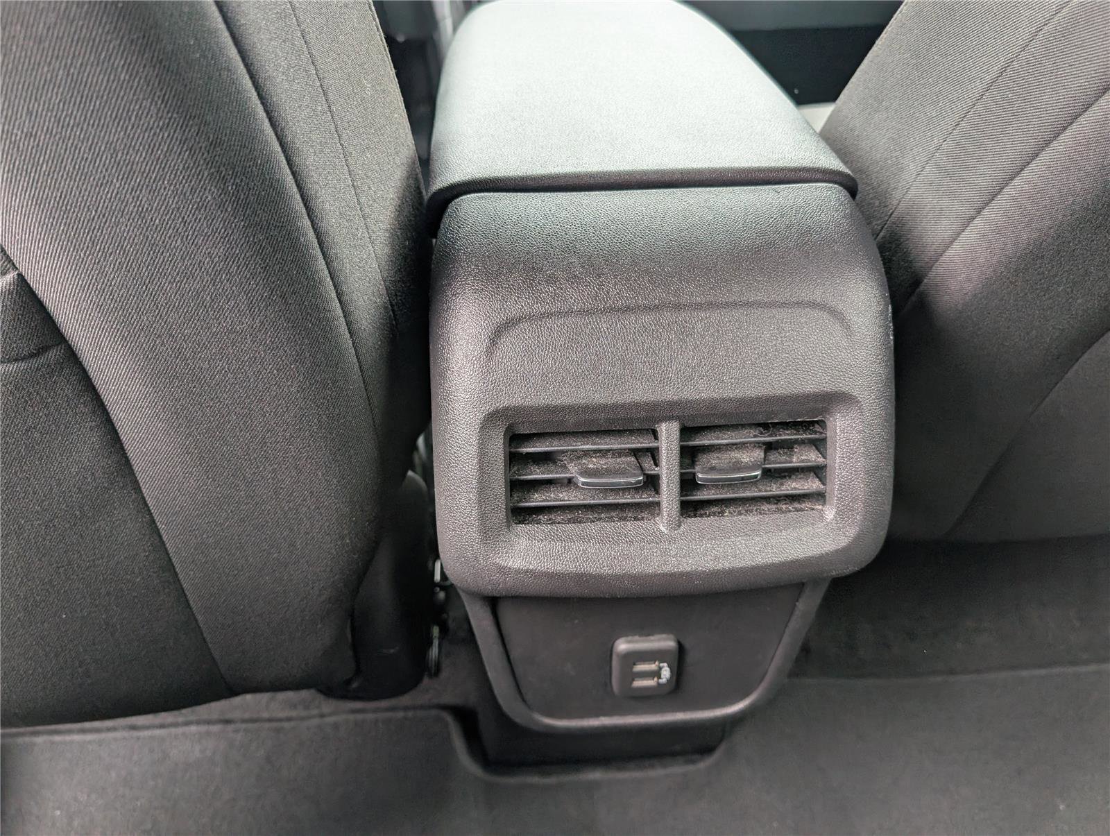 Used 2020 Chevrolet Equinox LT image 19