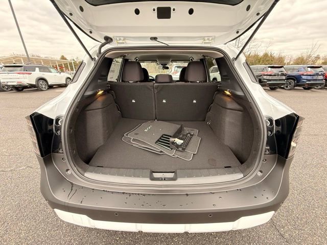 New 2026 Nissan Kicks SV w/ Cold Weather Package AWD/4WD image 15