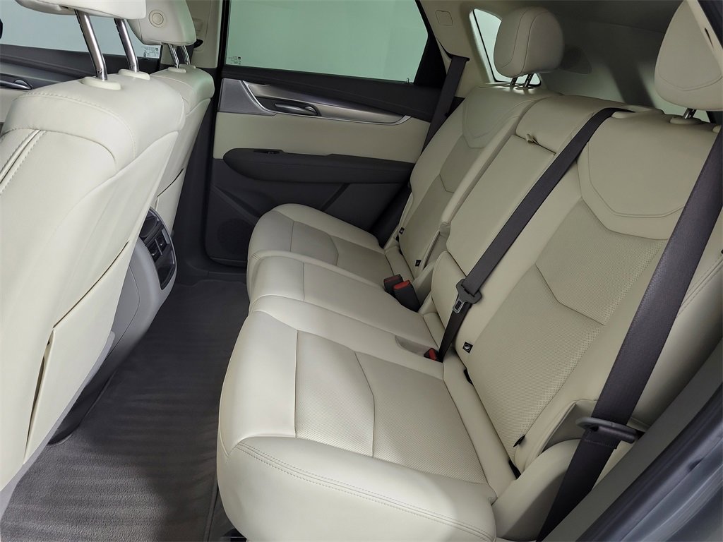 Certified 2023 Cadillac XT5 Premium Luxury w/ Technology Package image 11