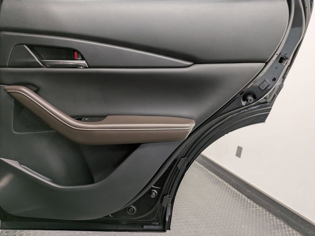 Used 2025 MAZDA CX-30 AWD 2.5 S w/ Premium Package image 26