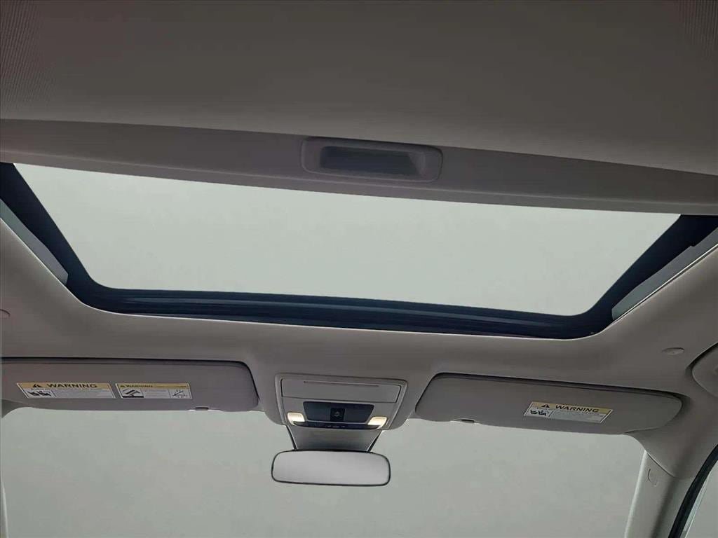 Used 2024 Honda CR-V EX image 11