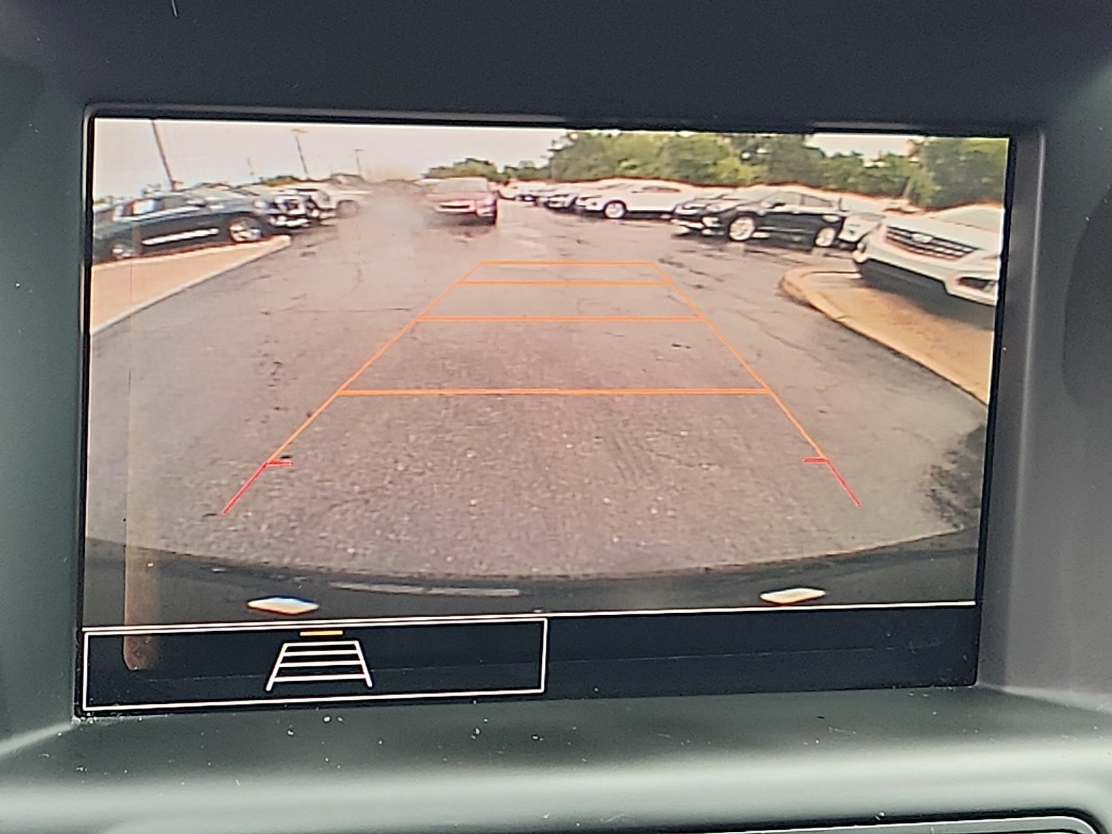 Used 2024 GMC Terrain SLE w/ Driver Convenience Package AWD/4WD image 18
