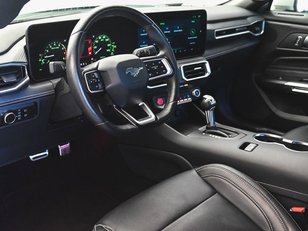 Used 2025 Ford Mustang Premium RWD image 14