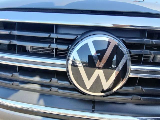 Used 2024 Volkswagen Jetta SE FWD image 28