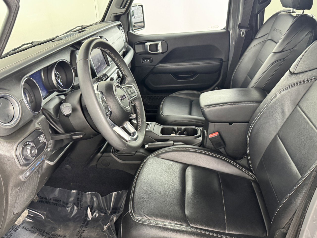 Used 2023 Jeep Wrangler Sahara image 14