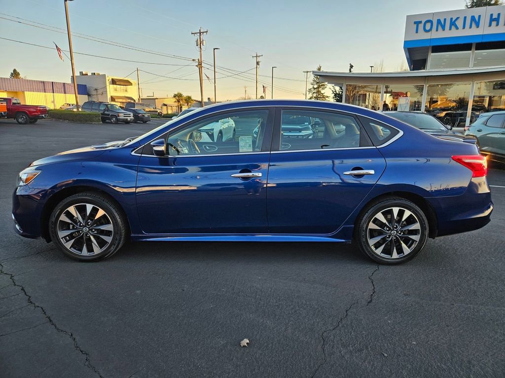Used 2019 Nissan Sentra SR image 3
