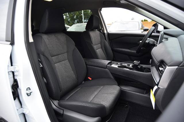 New 2026 Nissan Rogue SV FWD image 20