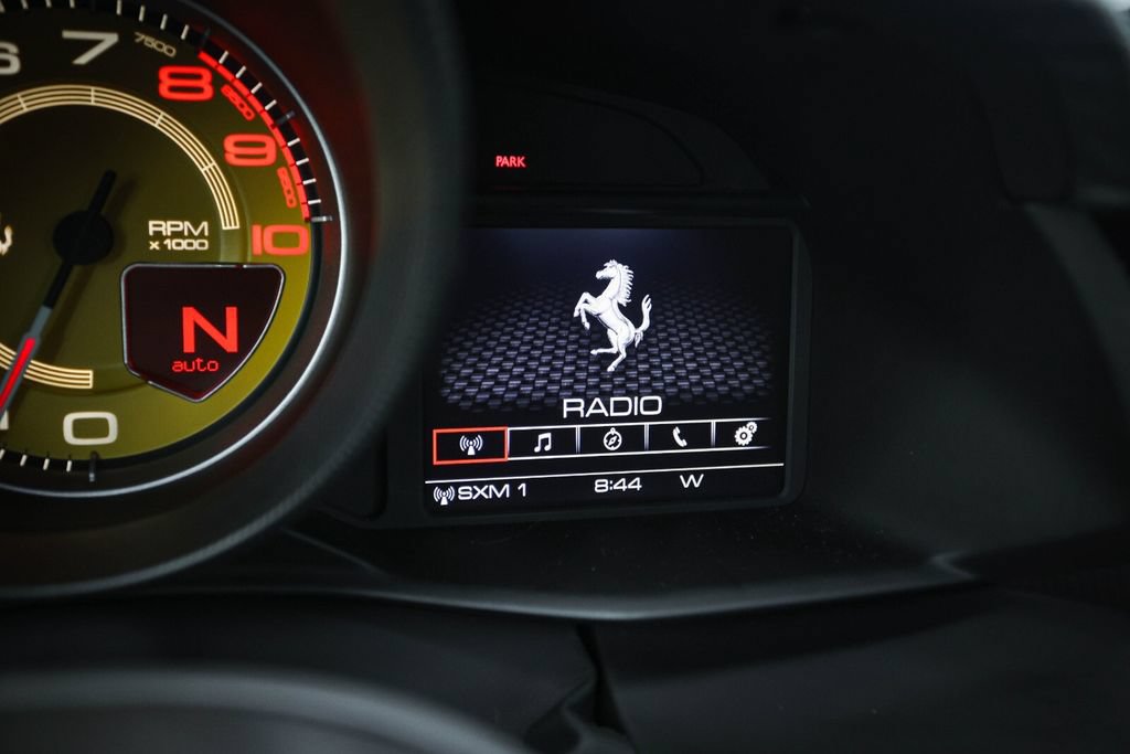 Used 2019 Ferrari 488 Pista Coupe RWD image 28