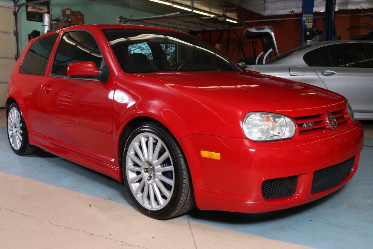 Used 2004 Volkswagen R32 AWD/4WD image 1