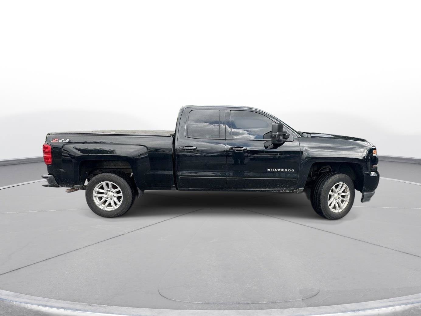 Used 2019 Chevrolet Silverado 1500 LT w/ All Star Edition AWD/4WD image 5