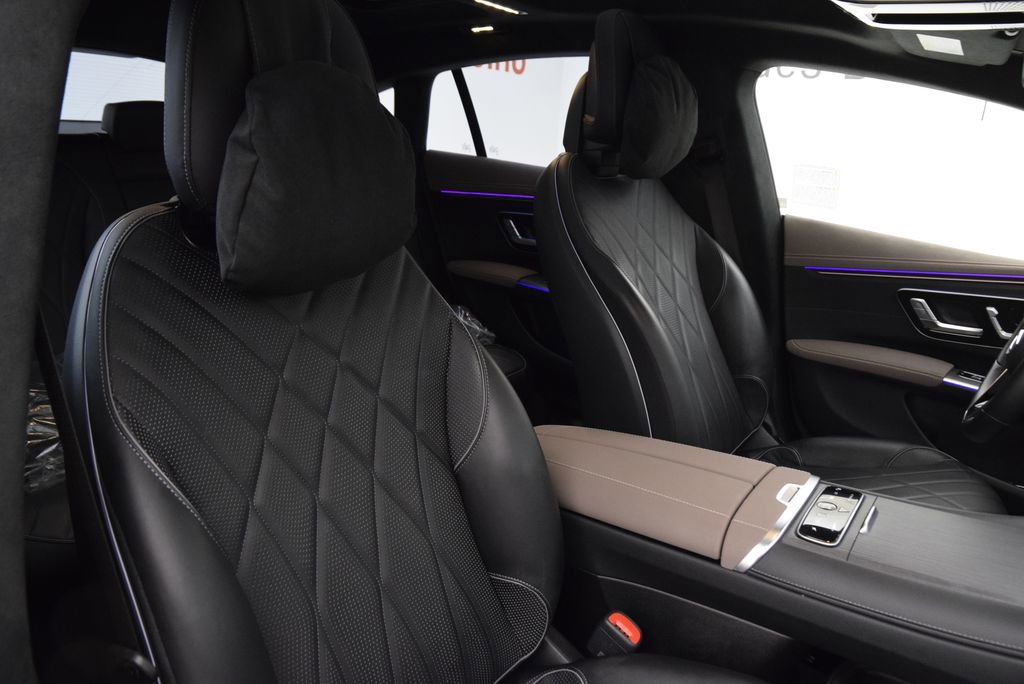 Certified 2023 Mercedes-Benz EQS 580 4MATIC Sedan image 17