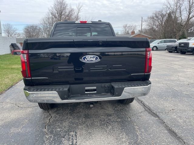 Used 2025 Ford F150 XLT w/ Equipment Group 302A MID image 12