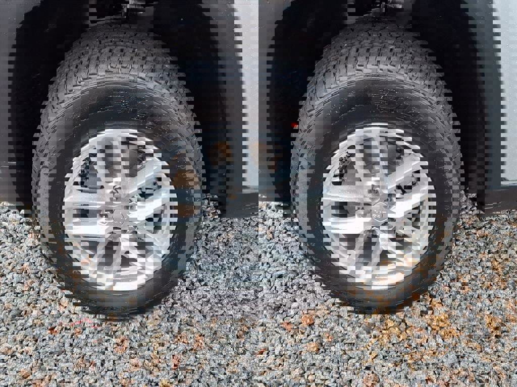 New 2025 Jeep Grand Cherokee Laredo X image 4