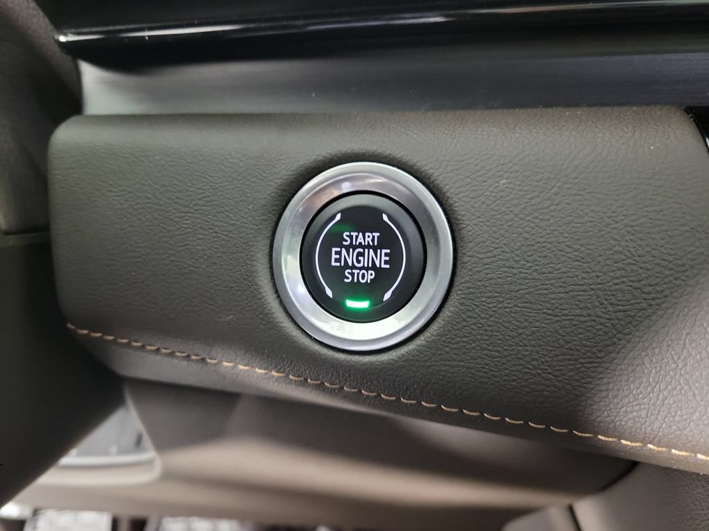 Certified 2023 Cadillac Escalade Premium Luxury w/ LPO, Radiant Package RWD image 31