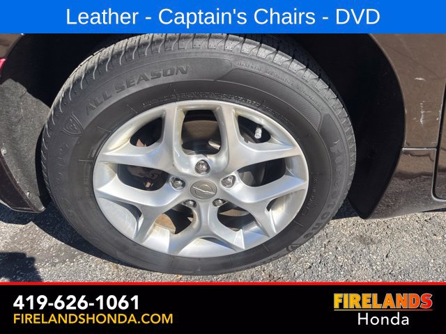 Used 2017 Chrysler Pacifica Touring-L Plus w/ Tire & Wheel Group FWD image 48