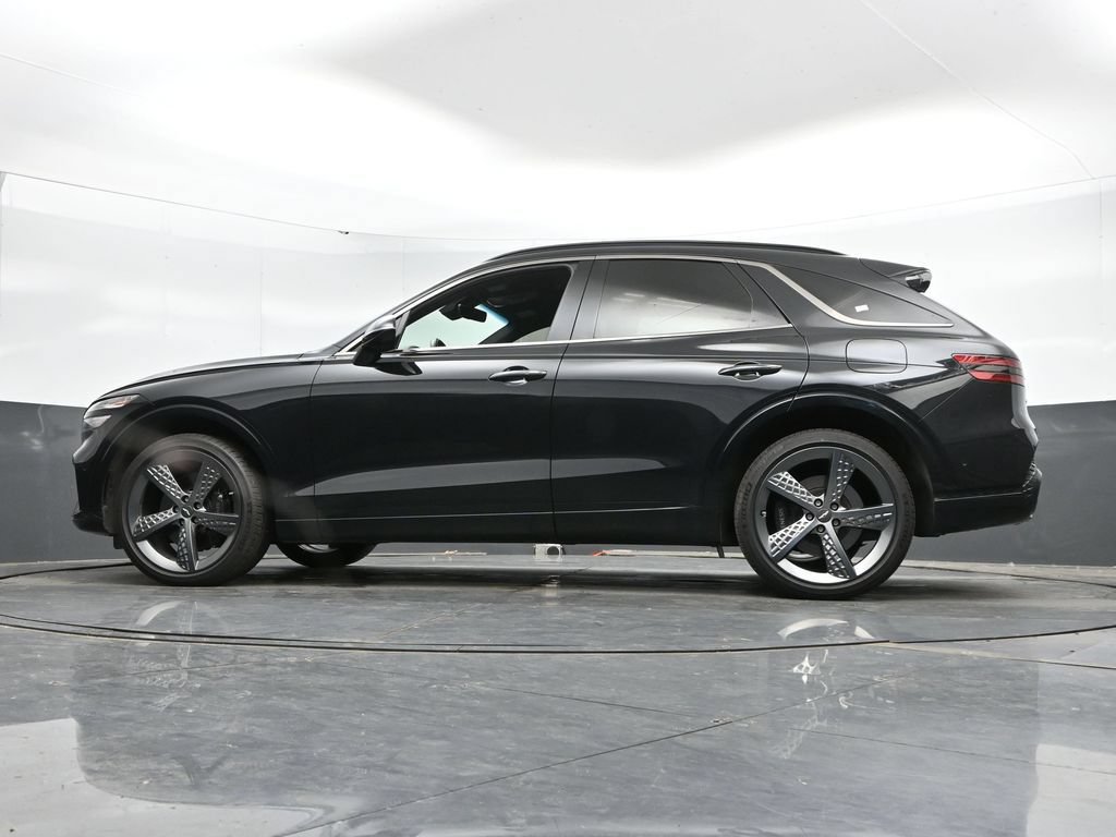 Used 2023 Genesis GV70 3.5T Sport w/ Sport Prestige Package AWD/4WD image 44