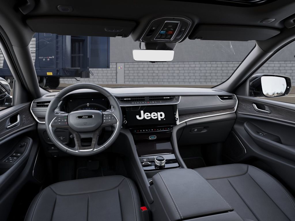 New 2026 Jeep Grand Cherokee Limited w/ Luxury Tech Group II AWD/4WD image 14
