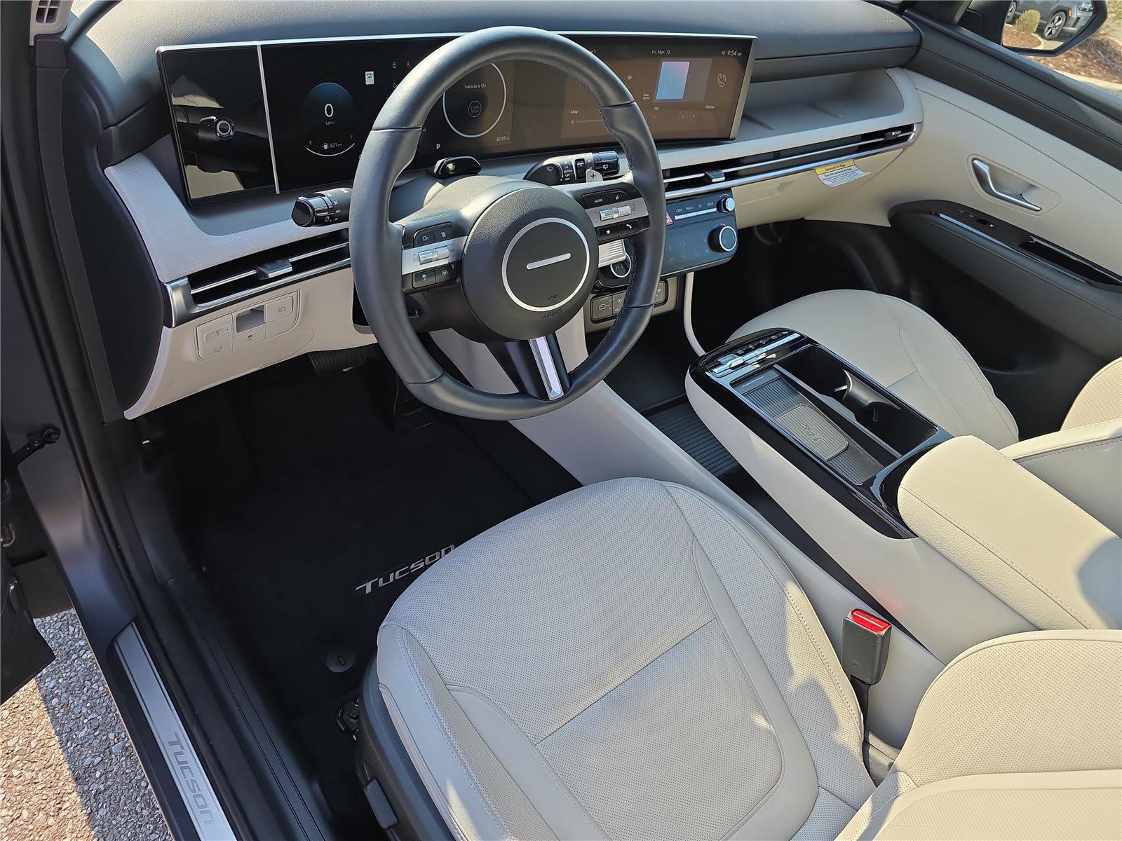 Certified 2025 Hyundai Tucson Limited image 14