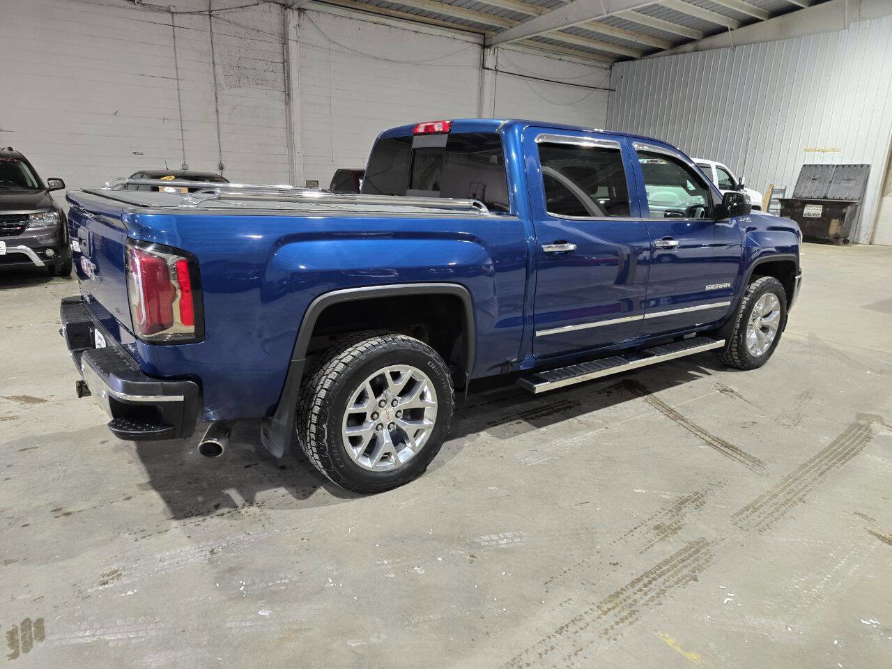 Used 2018 GMC Sierra 1500 SLT w/ SLT Premium Package image 13