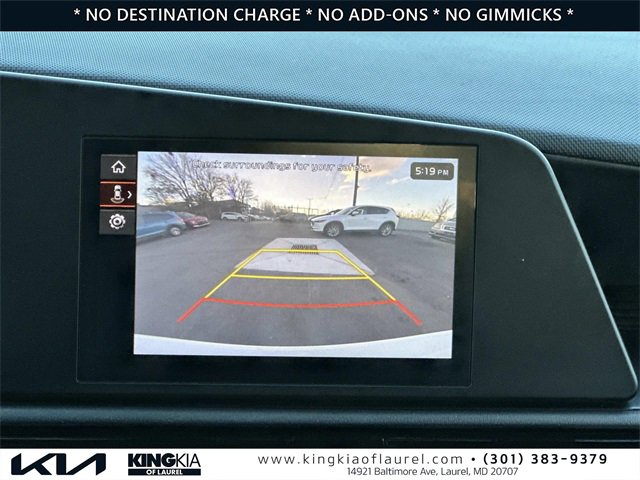 Used 2025 Kia Niro LX image 4