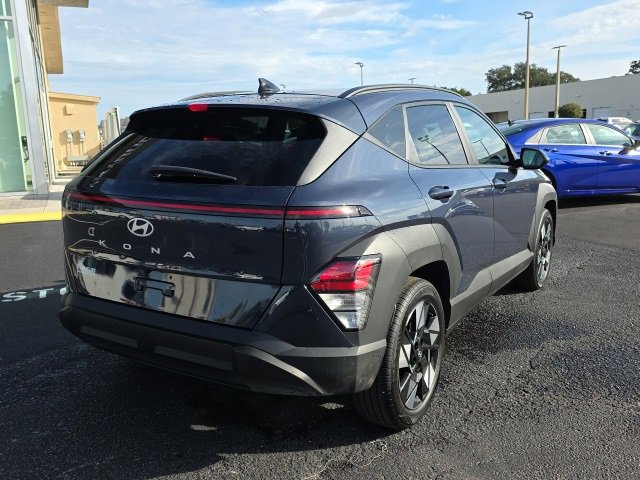 Certified 2024 Hyundai Kona SEL w/ Convenience Package image 4