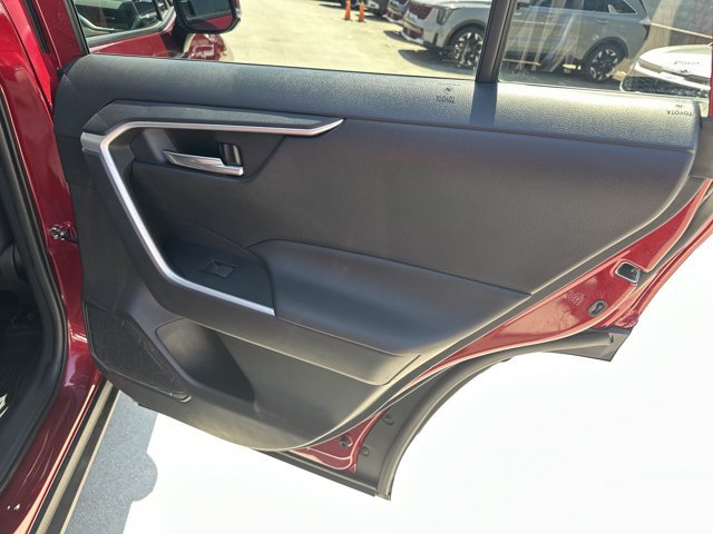 Used 2021 Toyota RAV4 XLE Premium FWD image 30
