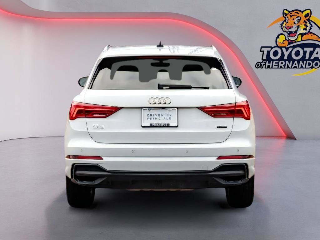 Used 2024 Audi Q3 2.0T Premium image 6