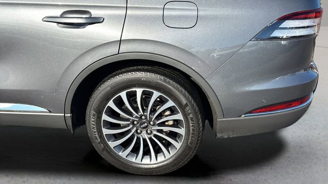 Used 2023 Lincoln Aviator Reserve w/ Equipment Group 201A image 34