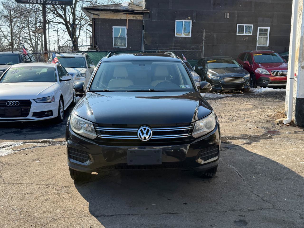 Used 2016 Volkswagen Tiguan S image 10