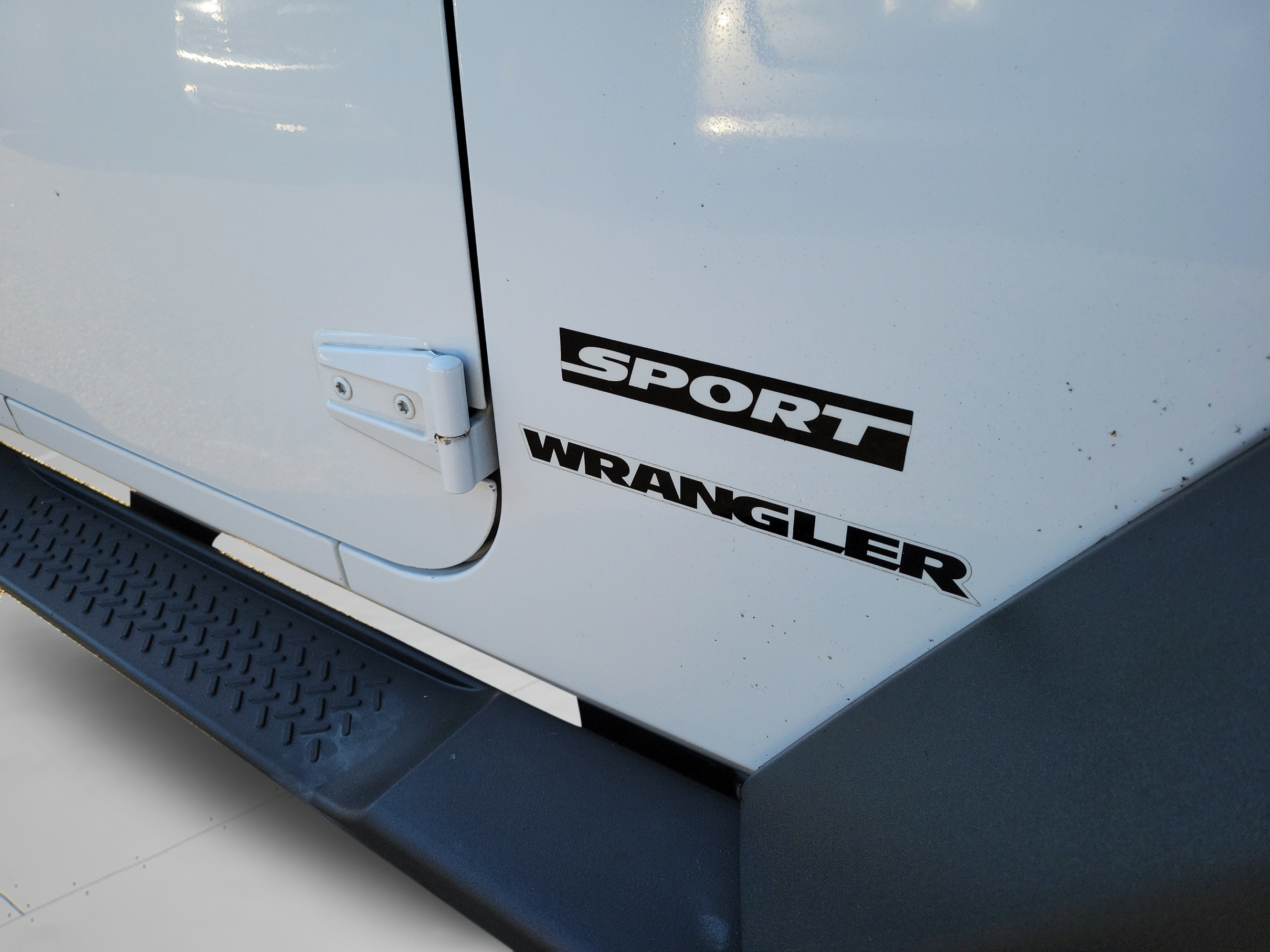 Used 2013 Jeep Wrangler Sport w/ Connectivity Group AWD/4WD image 31