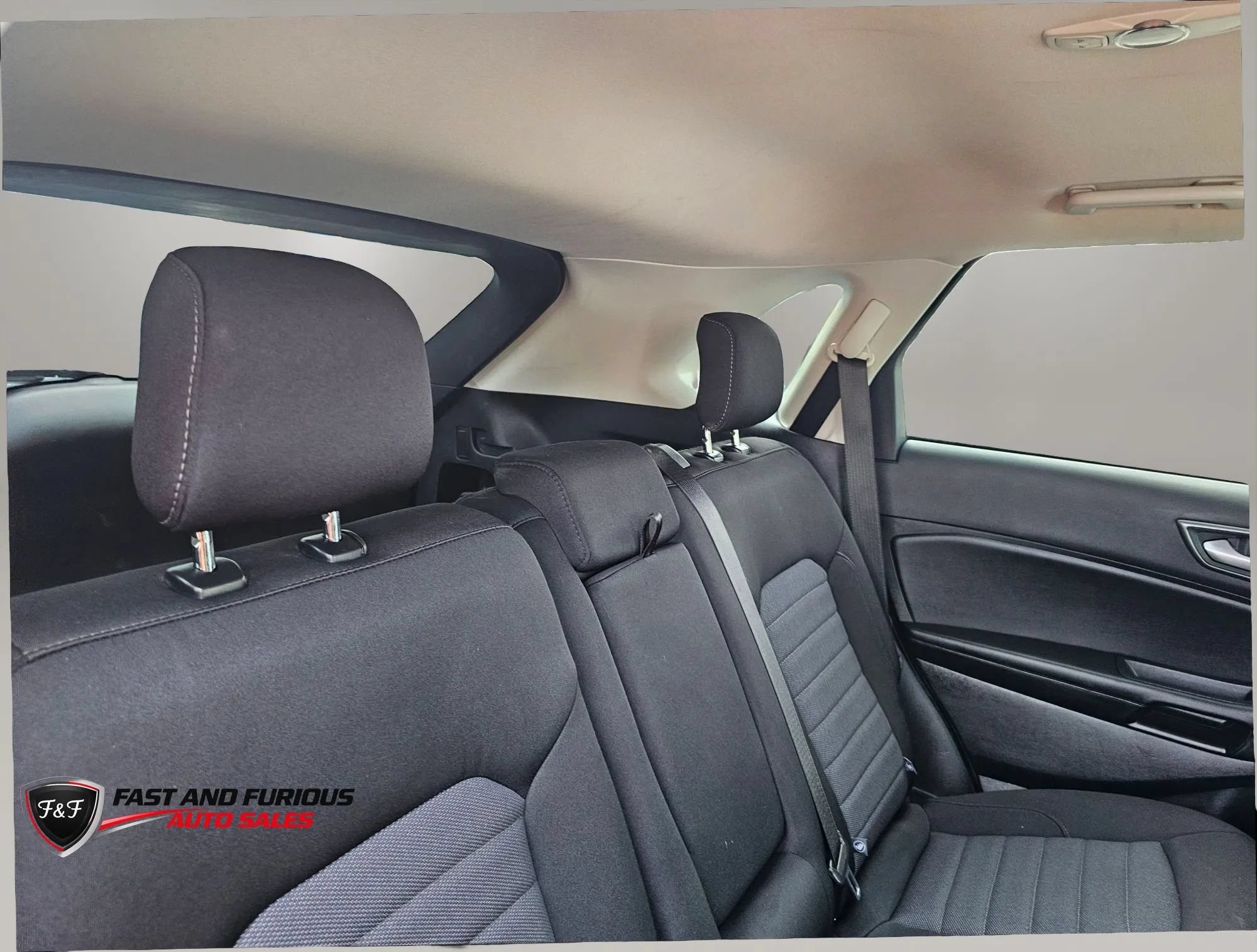 Used 2024 Ford Edge SE AWD/4WD image 13