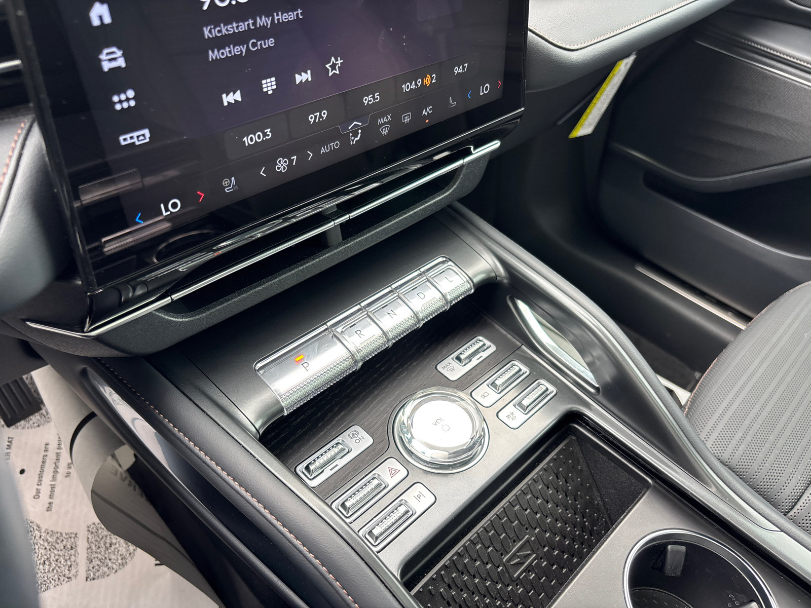 New 2026 Lincoln Nautilus Reserve AWD/4WD image 23