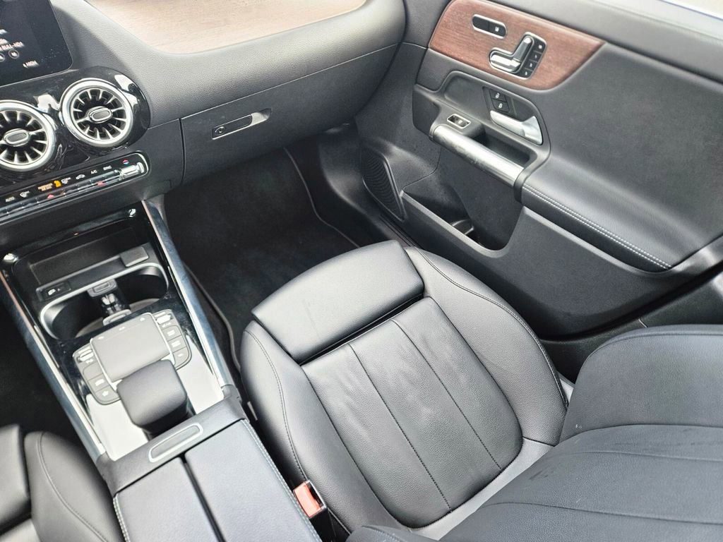 Used 2022 Mercedes-Benz GLA 250 4MATIC image 12