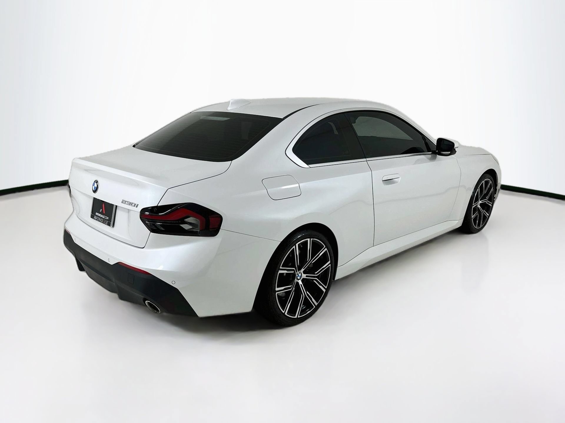 Used 2022 BMW 230i Coupe w/ Premium Package 2 RWD image 8