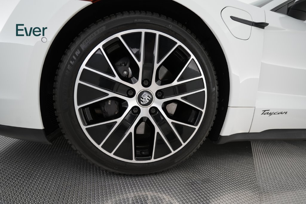 Used 2023 Porsche Taycan RWD image 20