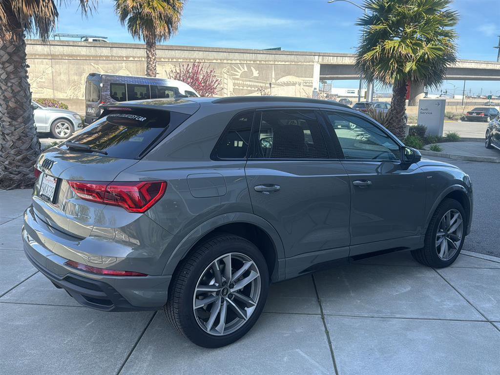 Used 2025 Audi Q3 2.0T Premium w/ Convenience Package image 6