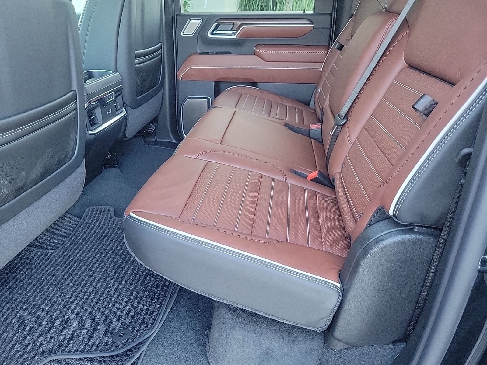 New 2026 GMC Sierra 2500 Denali Ultimate image 12