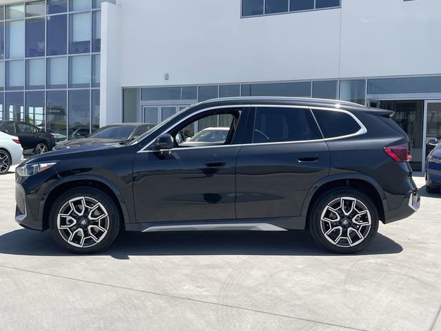 Used 2025 BMW X1 xDrive28i w/ Technology Package image 9