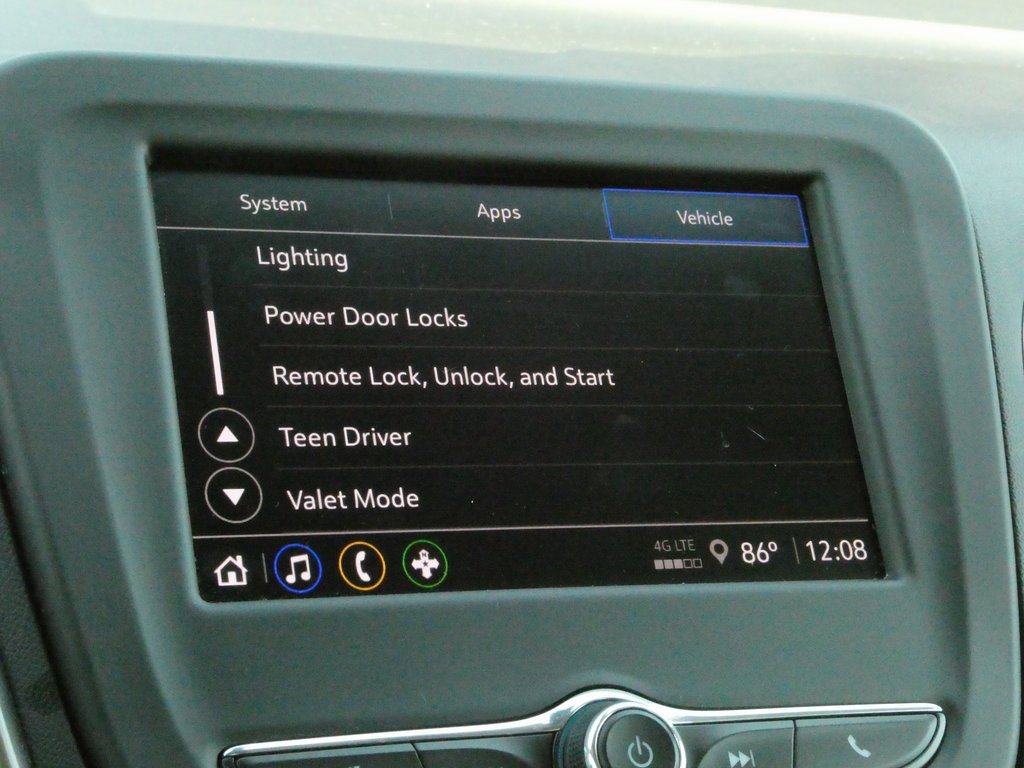 Used 2024 Chevrolet Equinox LT image 40