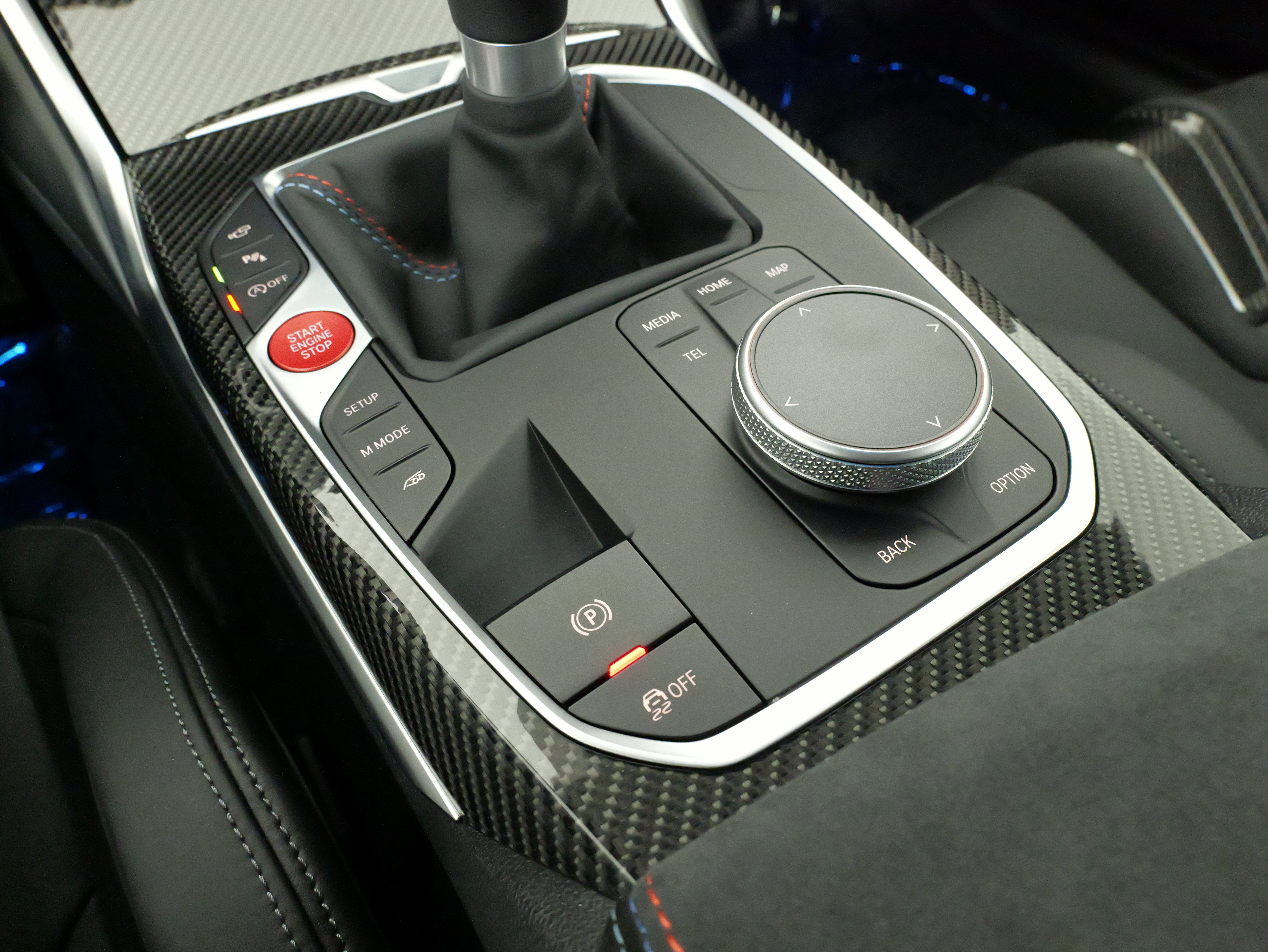 Used 2025 BMW M4 Coupe w/ M Carbon Exterior Package RWD image 71