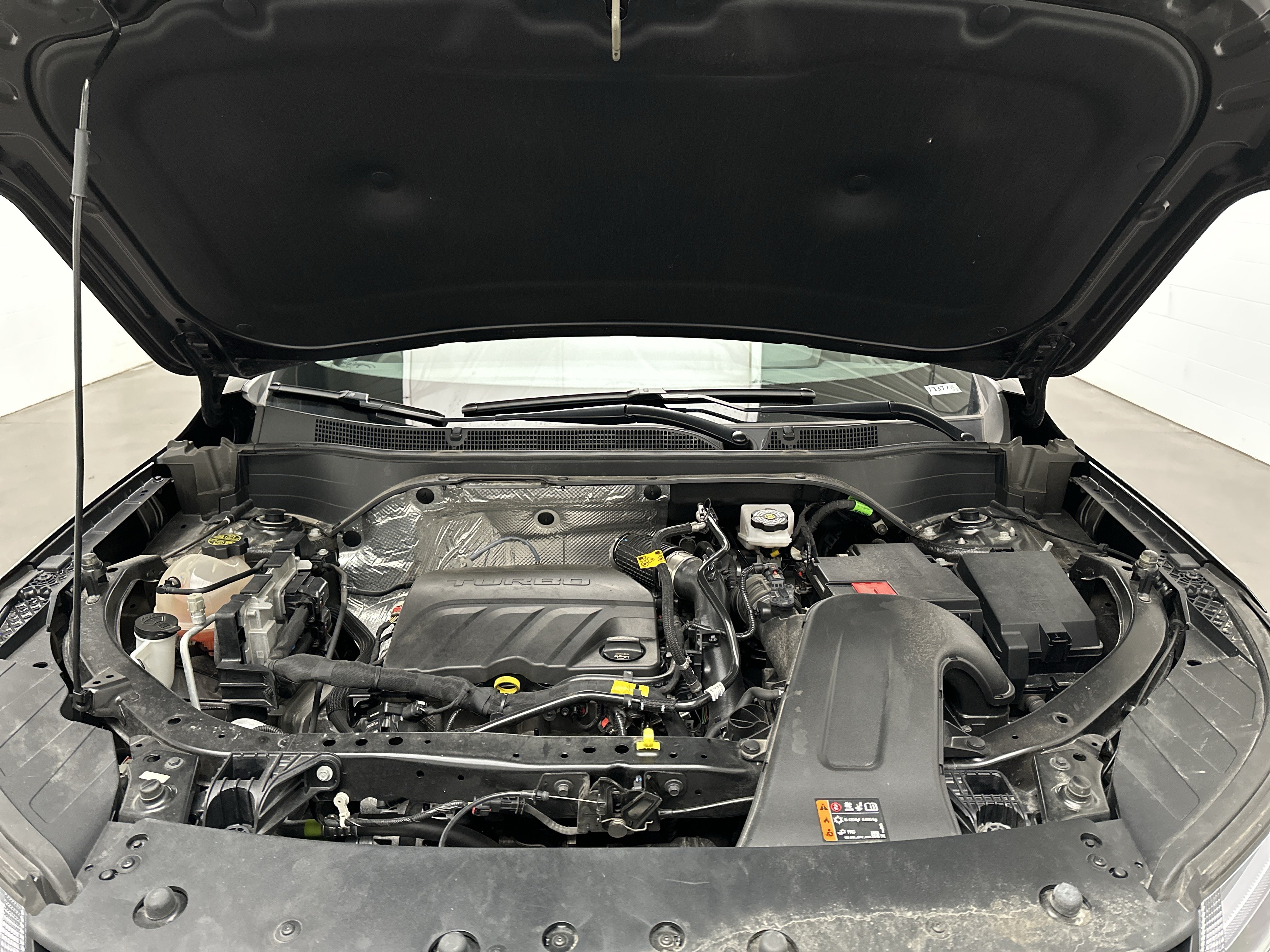 Used 2025 Chevrolet Trax LT FWD image 34