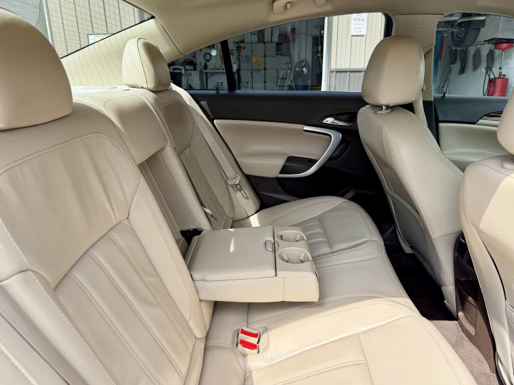 Used 2016 Buick Regal Premium FWD image 15