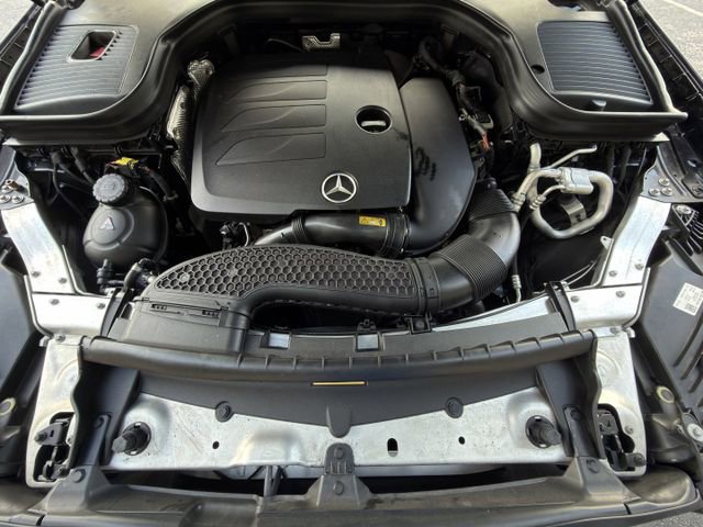 Used 2022 Mercedes-Benz GLC 300 image 31
