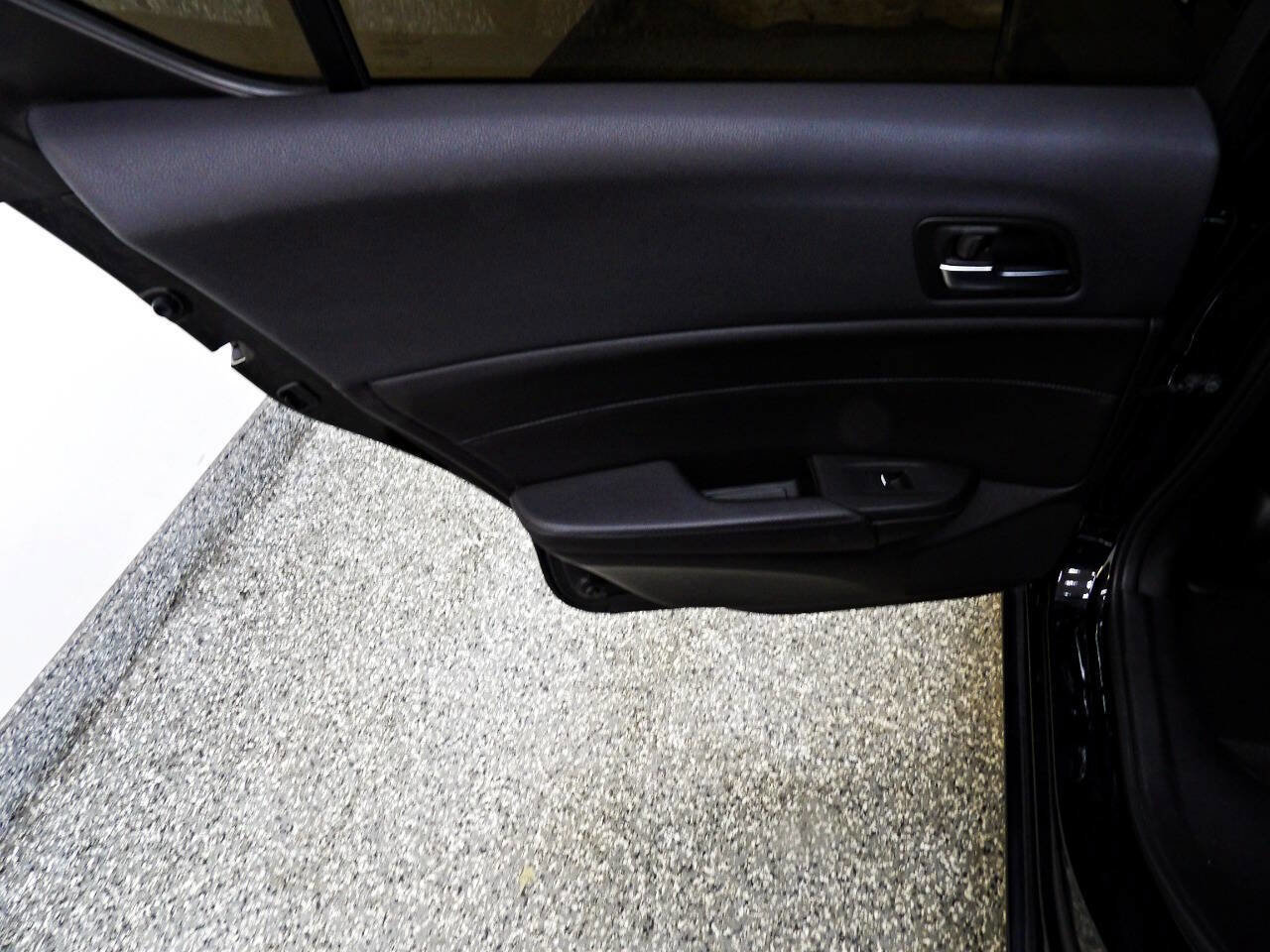 Used 2019 Acura ILX image 9