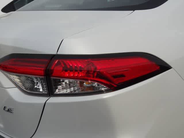 Certified 2025 Toyota Corolla LE FWD image 18