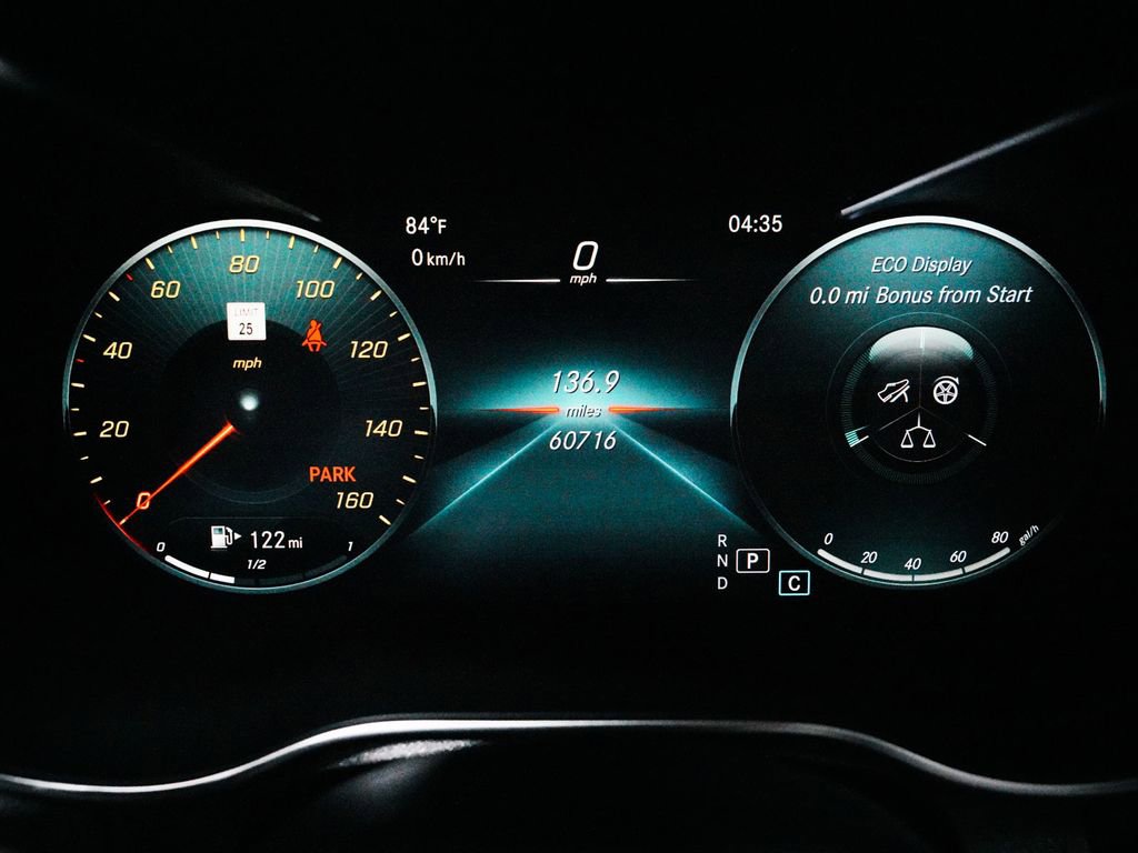 Used 2022 Mercedes-Benz GLC 300 4MATIC w/ Multimedia Package Lite image 16