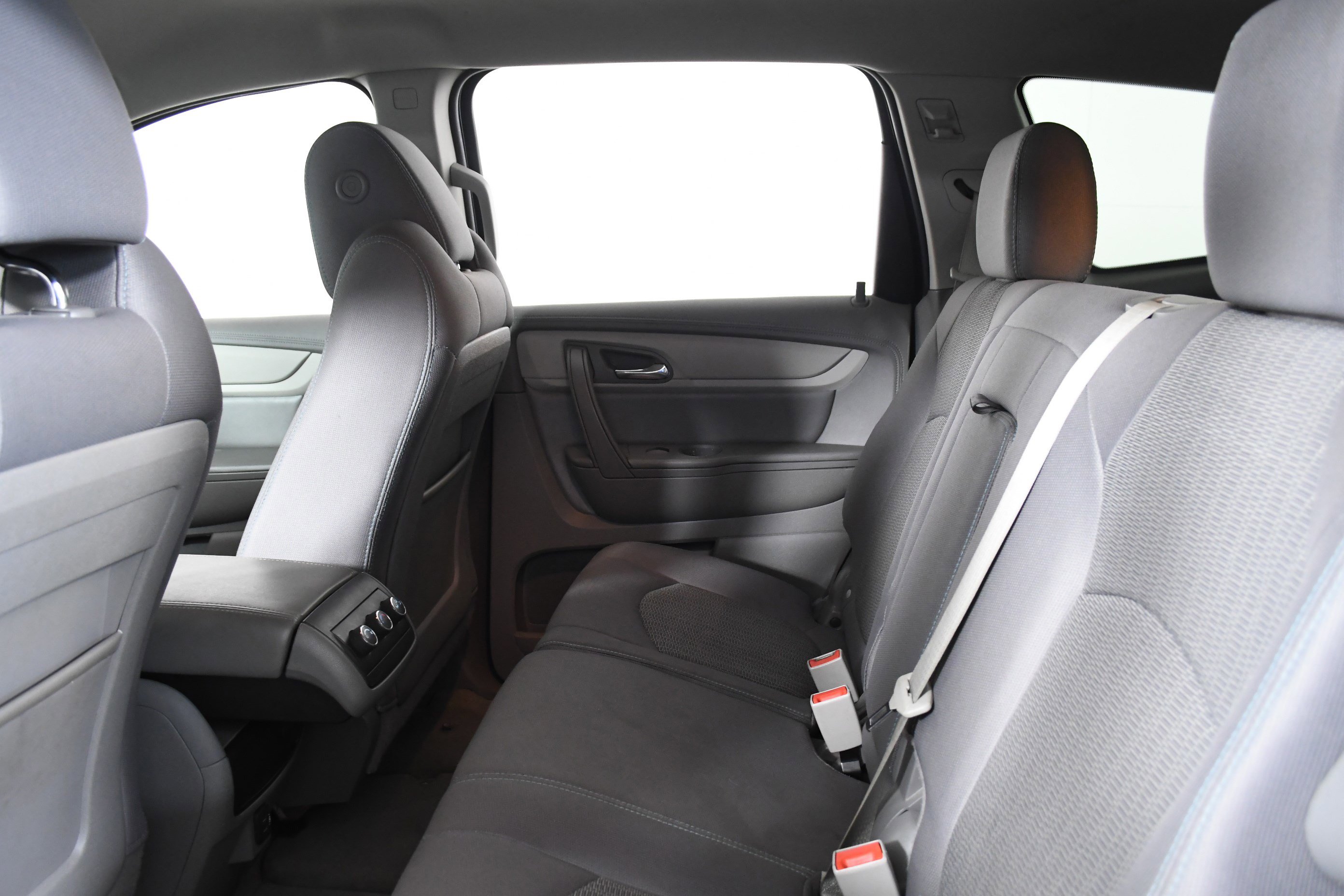 Used 2017 Chevrolet Traverse LS image 22