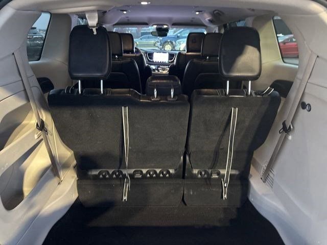 Used 2023 Chrysler Pacifica Touring-L image 33