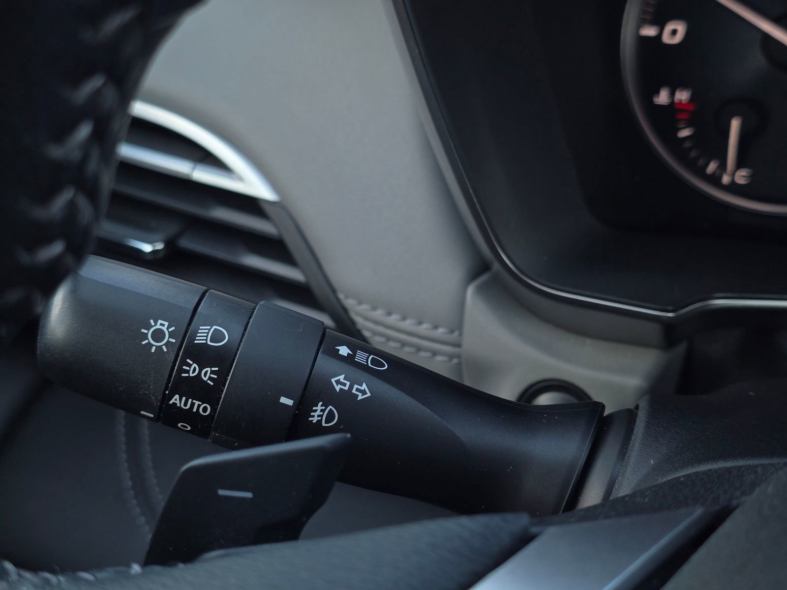 Used 2021 Subaru Outback Limited XT w/ Popular Package #2 image 26